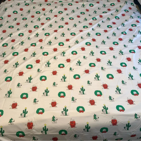 Berkshire Peanuts Snoopy Christmas Wreath Cactus Lights Full Flat Sheet 80x96" - Picture 3 of 7